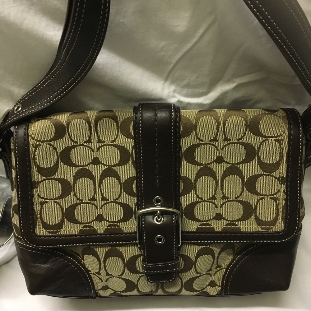 πππ―make an offer! Coach hampton shoulder bag π - Picture 5 of 6